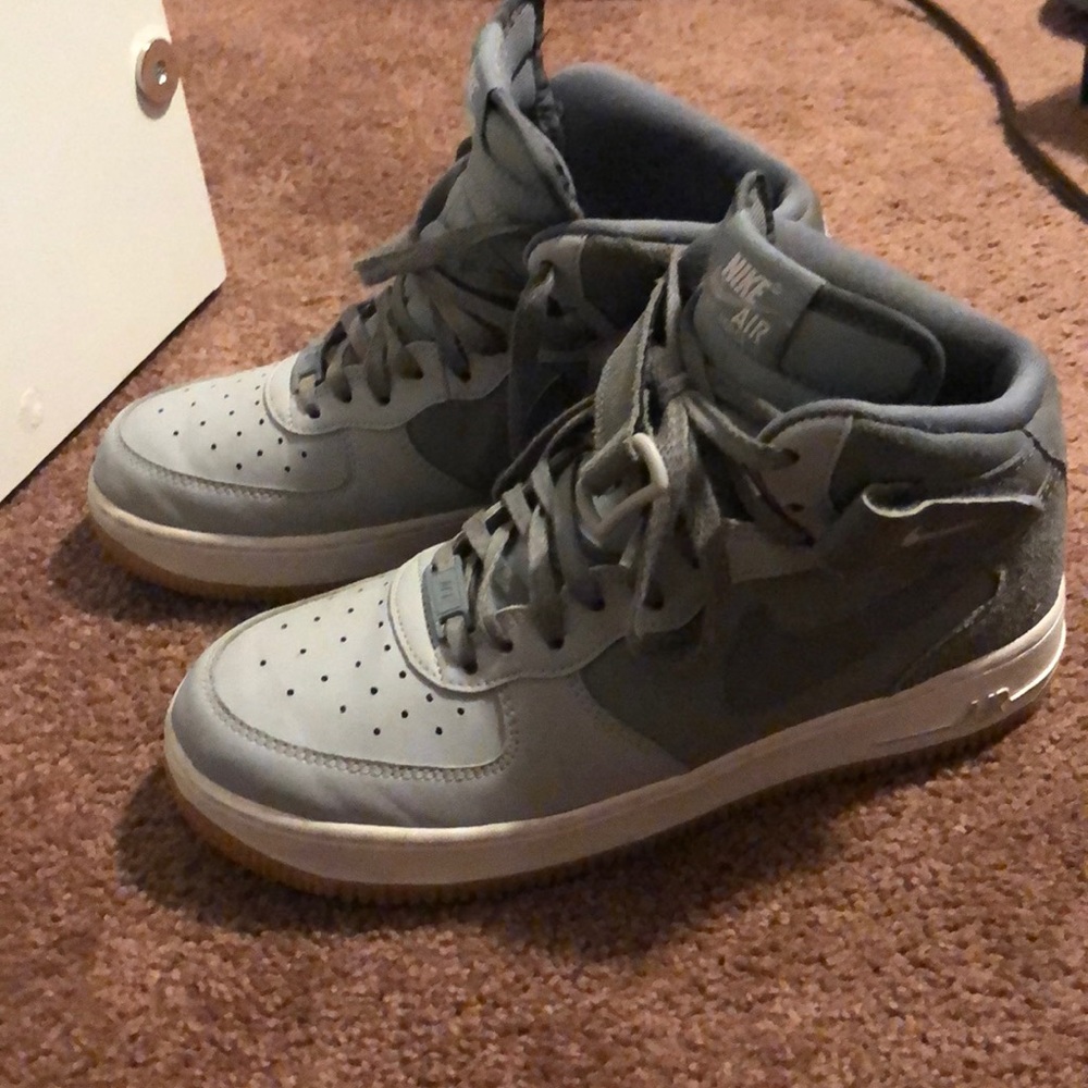 Nike Air Force 1
